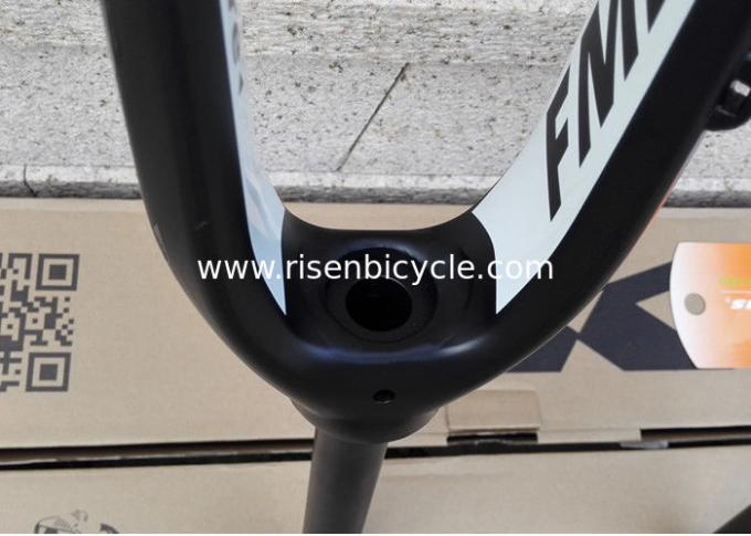 Peso ligero 26/27.5/29er MTB Bicicleta tenedor rígido FML30A Aleación de aluminio 9qr 7