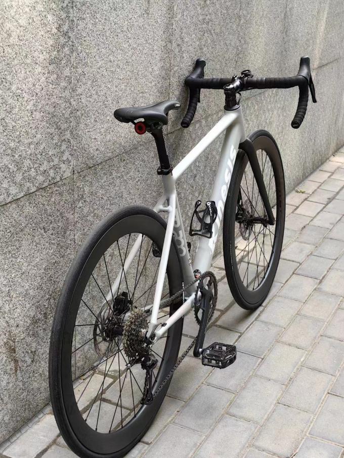 Cuadro de bicicleta de carretera de aleación de aluminio montado en disco plano Cuadro de bicicleta de carretera Cuadro de cable interno Enrutamiento 13