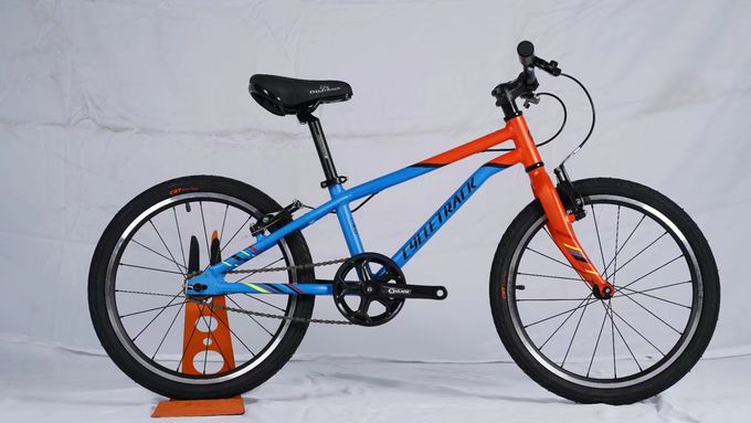 15T/32T 16er Aluminio ligero Niños Bicicleta de montaña V-freno 4